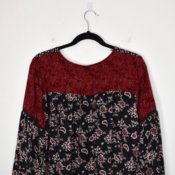 Knox Rose Black and Red Floral Blouse - Picture 9 of 16